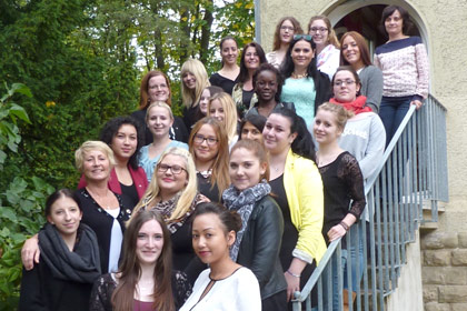 Der Fr&uuml;hjahrskurs der Schule f&uuml;r Pflegeberufe der ALB FILS KLINIKEN kam extra aus G&ouml;ppingen zum Broschenfest. Die WSSRK gratuliert herzlich zum bestanden Probehalbjahr.