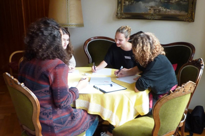 Die Gruppenarbeit kam 
                gut an und die Ergebnisse waren beeindruckend.