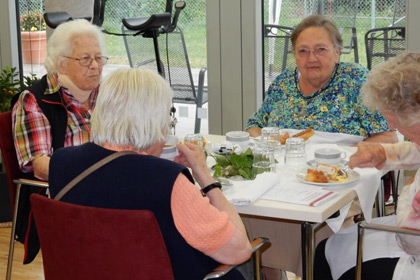 und nebenan die Damen.