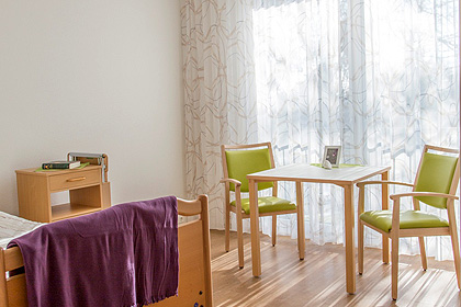 Nat&uuml;rlich k&ouml;nnen 
                M&ouml;bel und Erinnerungsst&uuml;cke 
                mitgebracht werden.