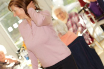 Pr&auml;sentiert wurde 
                die Kleidung von Bewohnern und Mitarbeitern.